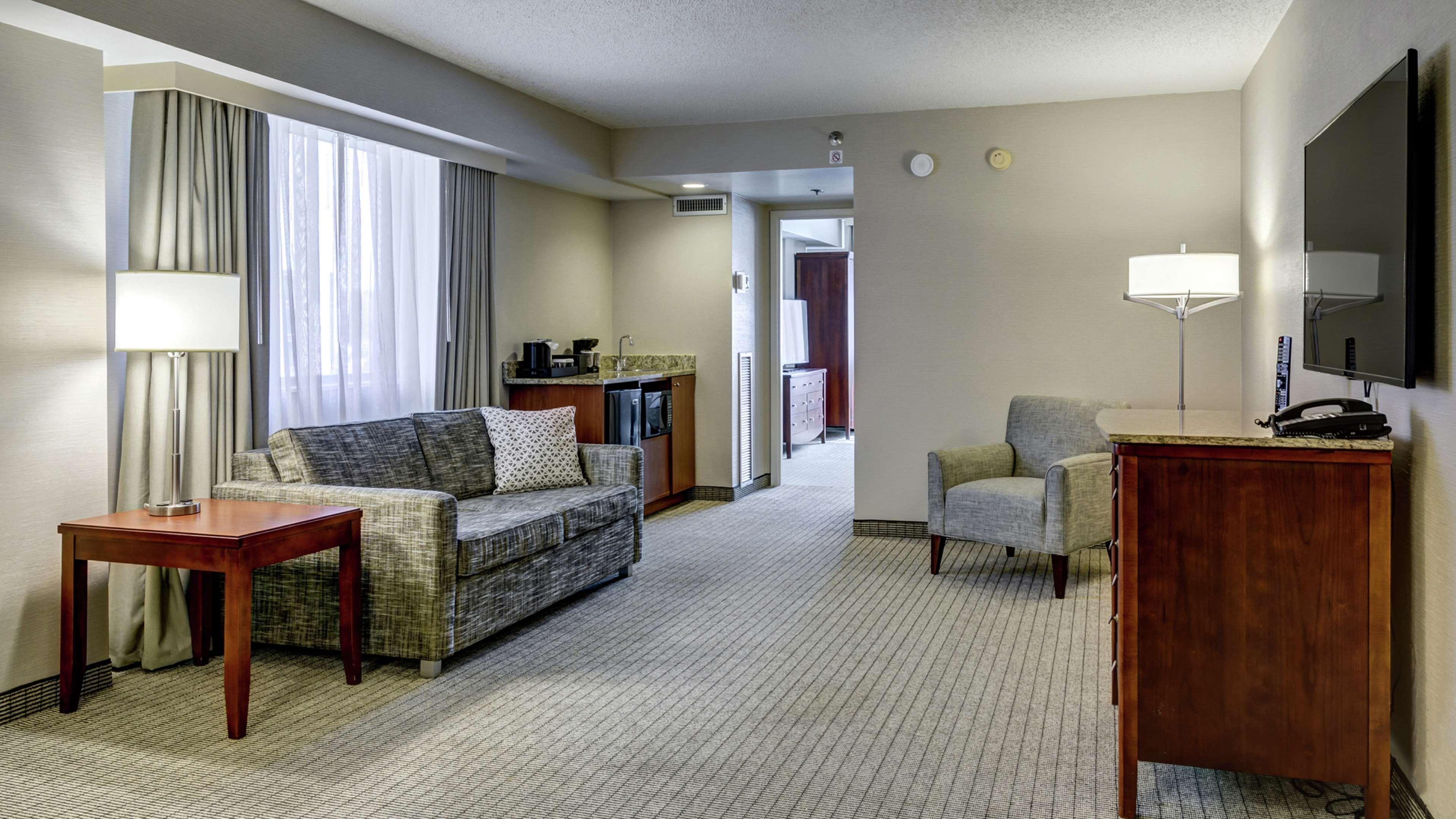 Embassy Suites Cincinnati - Rivercenter Covington Exteriör bild