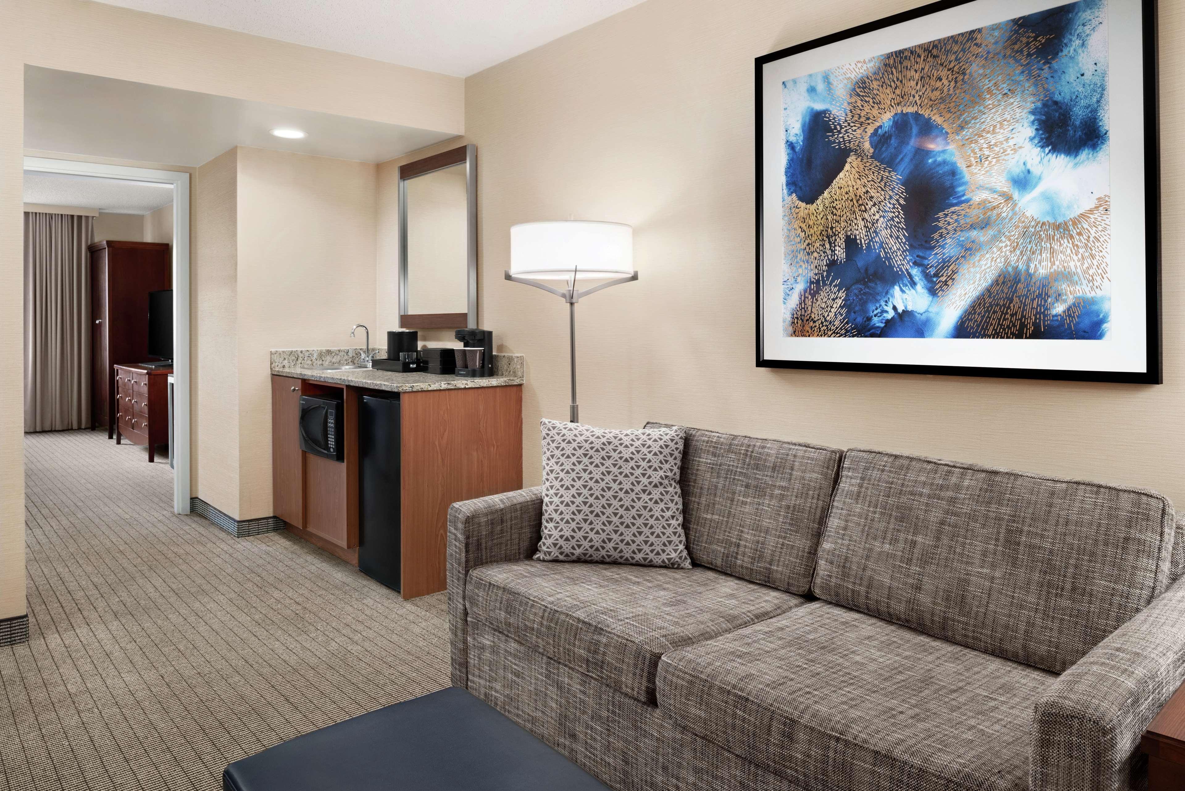 Embassy Suites Cincinnati - Rivercenter Covington Exteriör bild