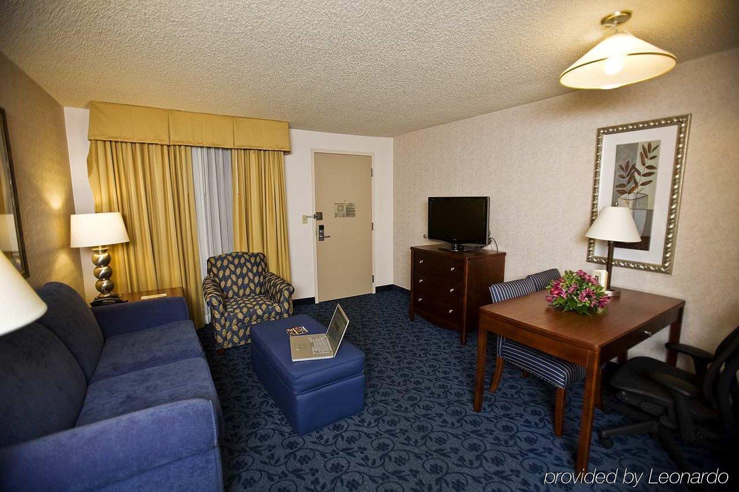 Embassy Suites Cincinnati - Rivercenter Covington Exteriör bild