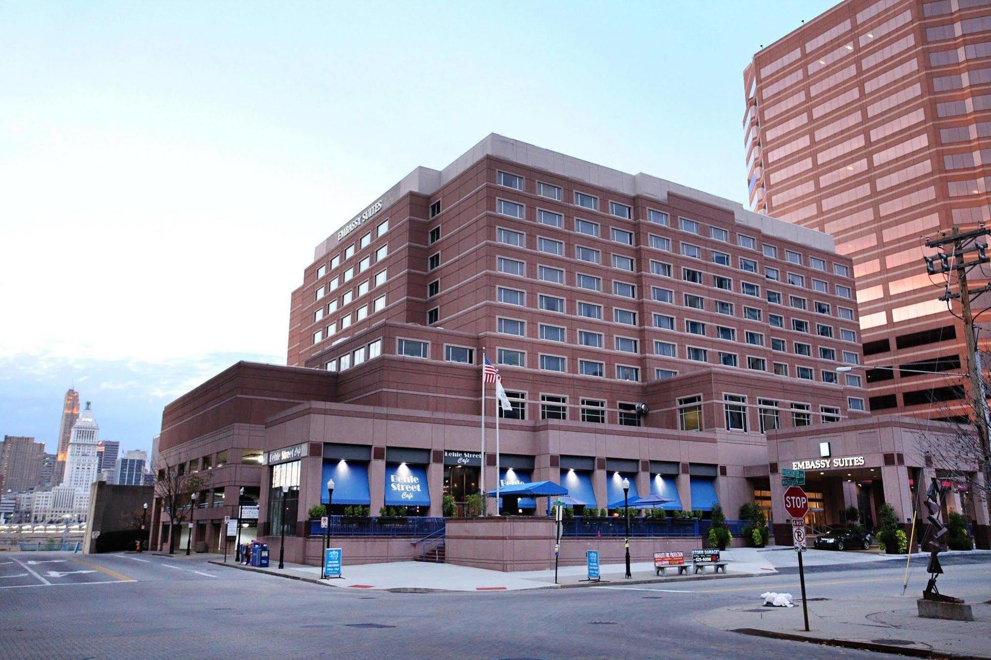 Embassy Suites Cincinnati - Rivercenter Covington Exteriör bild