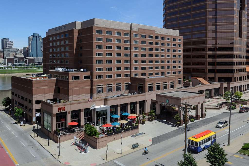 Embassy Suites Cincinnati - Rivercenter Covington Exteriör bild